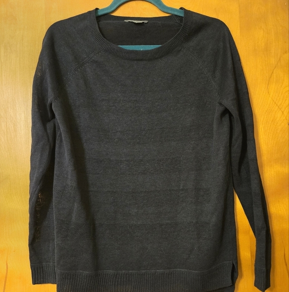 Vince Black Striped Long Sleeved Linen Sweater Size XS - Picture 1 of 4